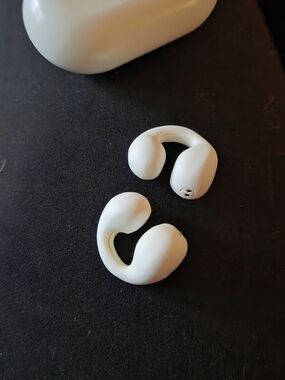 Wireless White Earbud Headphones with Portable Charging Case